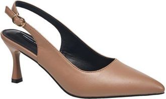 French Connection Brenna Kitten Heel in Taupe at Nordstrom, Size 10