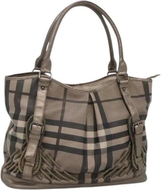 Burberry Pre-owned Handbags, female, Gray, Size: ONE SIZE Pre-owned Vintage Leather Handbag