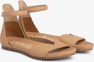 Pedro Garcia Flat asymetrical sandal in dark camel leather |Jedda | Fall winter 25 | PEDRO GARCIA