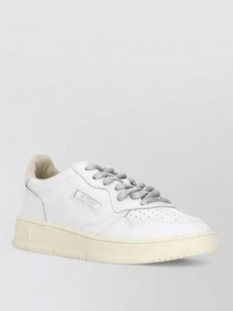 Autry low top leather sneakers rubber sole