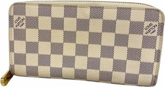 Louis Vuitton White Long Wallet (Bi-Fold) (Pre-Owned)