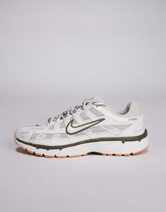 Nike P-6000 - Sneakers bianco sporco e kaki-Marrone