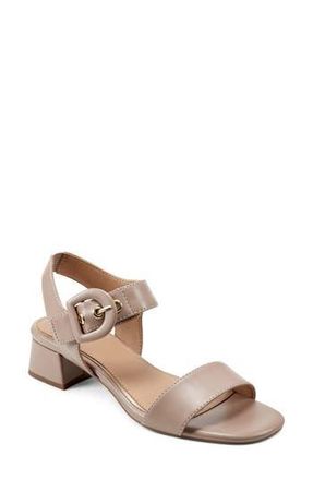 Easy Spirit Sabriena Sandal in Medium Natural at Nordstrom Rack, Size 7.5