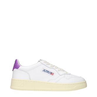Autry Frauens Sneakers Leder Wei&szlig;/Mora