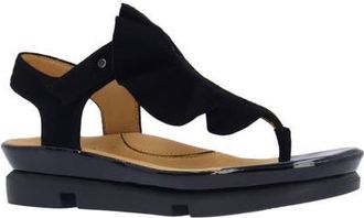 L'Amour Des Pieds Vendala Ankle Strap Sandal in Black at Nordstrom, Size 8.5