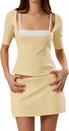 Le Lis Blanc Deux Butter Layered Top In Yellow