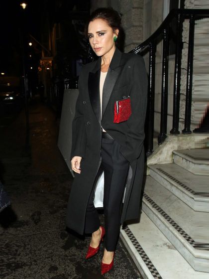 Lleva el look de Victoria Beckham estas Navidades (Por menos de 140€)