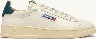 Autry DALLAS LOW SNEAKERS IN MARSHMALLOW AND DARK SEA LEATHER