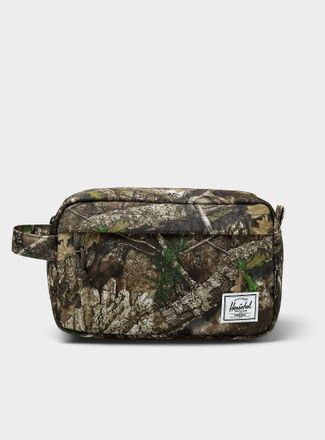 Herschel Mens Chapter Realtree travel case