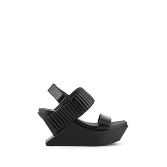 United Nude Delta Wedge Puffier