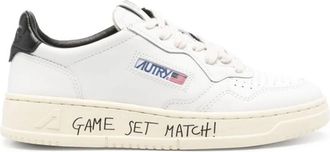 Autry Stijlvolle witte sneakers - Dames - Sneakers - Wit - 36 EU - Schoenen