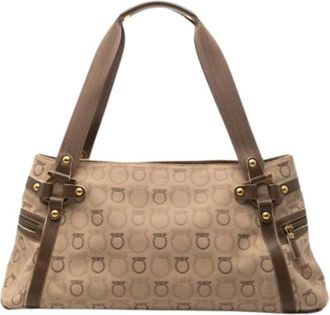 Ferragamo Pre-owned Shoulder Bags, female, Beige, Size: ONE SIZE Pre-owned Canvas Shoulder Tote