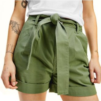 Tommy Jeans damesshorts met badgegordel