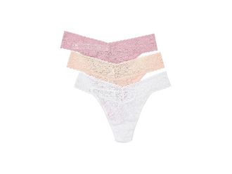 Hanky Panky Signature Lace(r) Original Rise Thongs 3-Pack Womens Underwear Meadow Rose Pink/Vanilla/White, Nylon