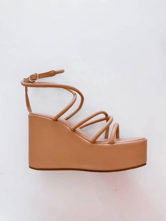 Love Rio Womens Liza Wedge Sandals In Beige