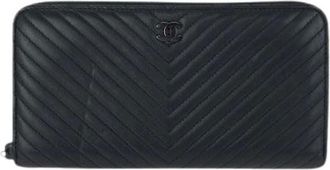 Chanel Pre-owned Wallets, female, Black, Size: ONE SIZE Pre-owned Lambskin Long Zip Wallet