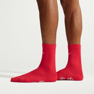 Nike Unisex VaporFast Grip Crew Soccer Socks (1 Pair) in Red | IZ2681-657