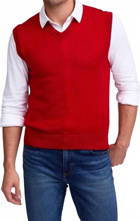 Raffi Extrafine Merino V-Neck Vest In Red
