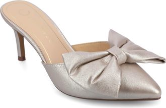 Journee Collection Women & apos;s Tiarra Medium and Wide Width Evening Pumps