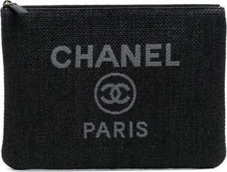 Chanel 2019 Medium Straw Deauville O Case clutch bag - women - Straw/COTTON/ STRAW - One Size - Black