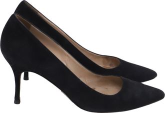Manolo Blahnik Pointed Toe Pumps in Black Suede