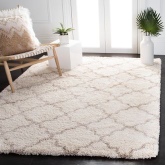 Safavieh Hudson Shag Machine Made Area Rug, Ivory / Beige Shag Flokati Style Easy Care