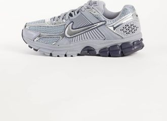 Nike Zoom Vomero 5 sneakers grigie e nere chrome-Grigio
