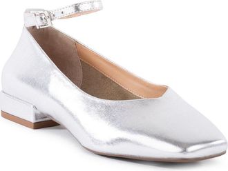 Seychelles Pumpkin Leather Flat