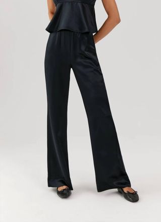 Something Navy Chloe Silky Trousers In Black