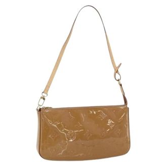 Louis Vuitton Pre-owned Shoulder Bags, female, Brown, Size: ONE SIZE Pre-owned Pouch