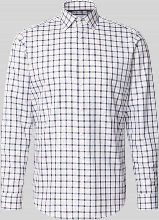 Christian Berg Regular Fit Business-Hemd mit Kentkragen in Sand, Gr&ouml;&szlig;e 39/40