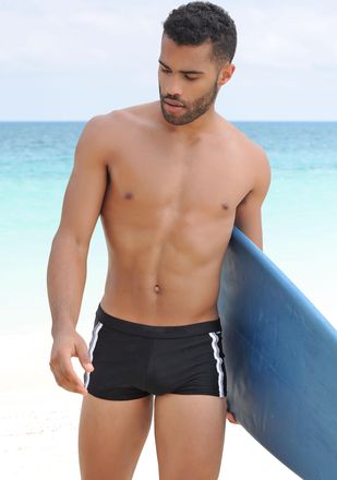 Chiemsee Boxer-Badehose CHIEMSEE, Herren, Gr. 4, N-Gr, schwarz, Polyamid, kontrastfarbene Details, Badehosen Boxer-Badehose, mit modischen Kontrastpaspelierung