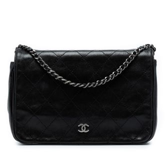 Chanel Pre-owned Womens Cc Quilted Lambskin Full Flap Wallet On Chain - Black Leather - One Size