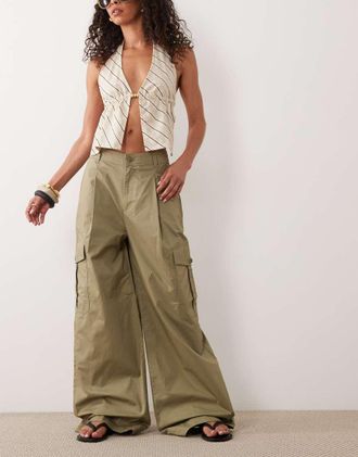 Ralph Lauren pantaloni a gamba larga con tasche color kaki-Neutro