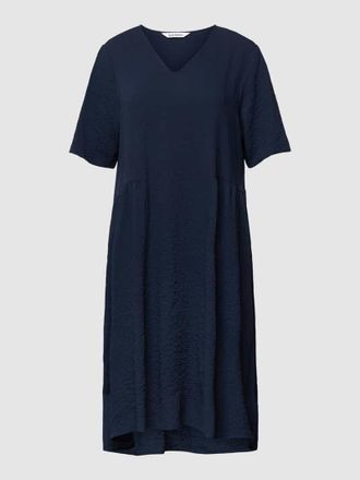 Soft Rebels Knielanges Kleid mit Strukturmuster Modell Adaline in Marine, Gr&ouml;&szlig;e M