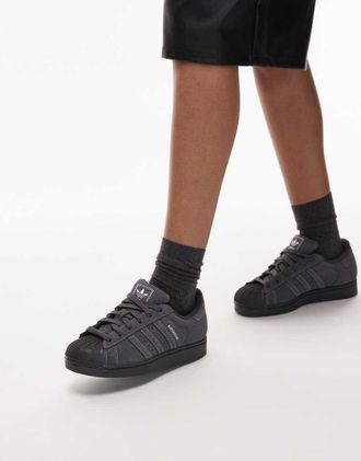 adidas Originals Superstar II - Sneakers grigie con cuciture a vista-Grigio