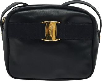 Ferragamo Vala Shoulder Bag Leather Leather Shoulder Bag Bag (Pre-Owned)