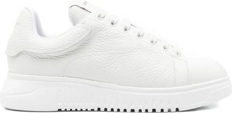 Emporio Armani Witte Leren Sneakers Vetersluiting Platte Zool - Heren - Sneakers - Wit - 43 EU - Leer - Schoenen