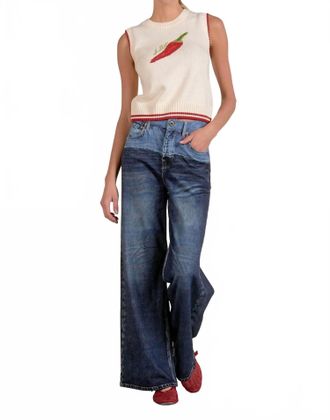 Elan Sleeveless Chili Pepper Top In Cream/red