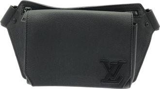 Louis Vuitton Black Leather Shoulder Bag (Pre-Owned)