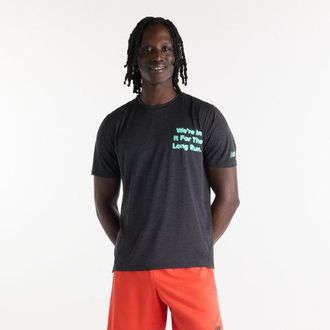 New Balance Uomo RC Essential Graphic T-Shirt in Nero/Verde, Maglia di Poliestere, Taglia 2XL