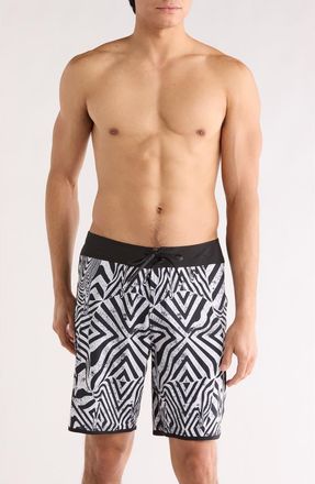 Volcom Infuse Swim Trunks in White Black at Nordstrom Rack, Size 33