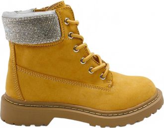 Wildpair Womens Riiver Lace-Up Lug Sole Boots In Tan Nubuck