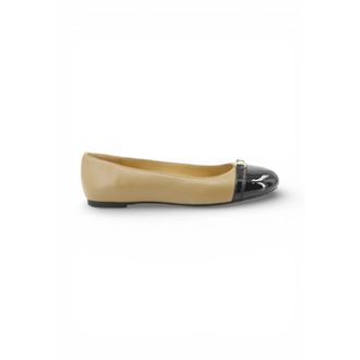 Michael Kors Mandy Leather Moccasin - female - Michael Kors - Ballerina Shoes - Beige - 4 UK - Shoes