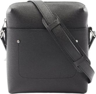 Louis Vuitton Pre-owned Cross Body Bags, male, Black, Size: ONE SIZE Pre-owned Grigori Taiga Shoulder Bag