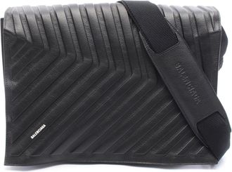 Balenciaga Black Leather Shoulder Bag (Pre-Owned)