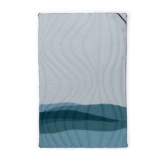 Oniva Aura Outdoor Puffer Blanket in Morning Ocean at Nordstrom
