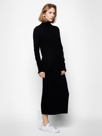 Il trend del maglione lungo? Ma certo che ne avete sentito parlare…