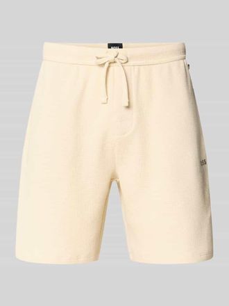 HUGO BOSS Regular Fit Sweatshorts aus Baumwoll-Mix in Offwhite, Gr&ouml;&szlig;e XXL