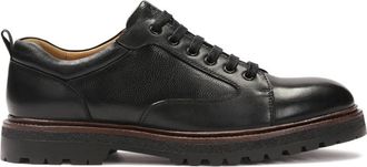 Kazar Schoenen, Heren, Zwart, 45 EU, Leer, Zwarte leren halfhoge schoenen met een opvallende zool. Dit product valt groot uit